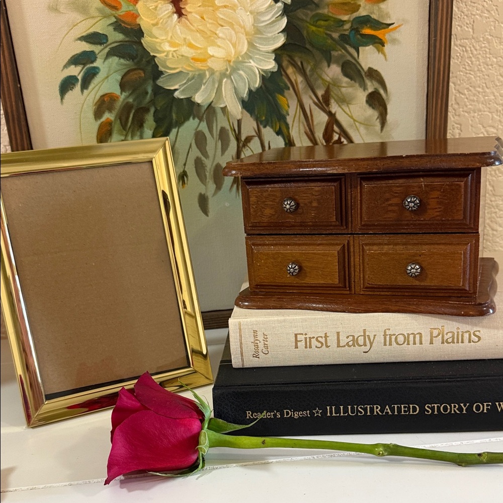 Elegant Brown Wooden Jewelry Box